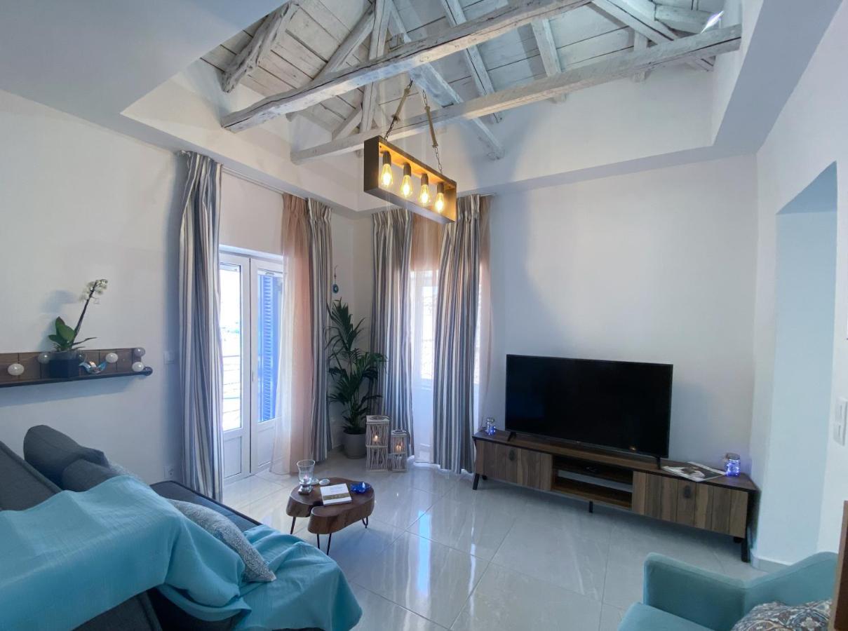 Camara Suite Poros Town Buitenkant foto