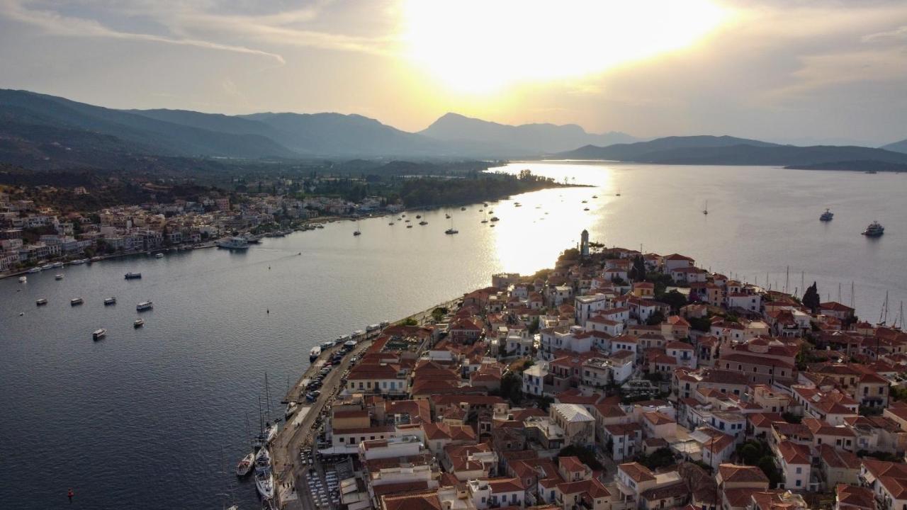 Camara Suite Poros Town Buitenkant foto